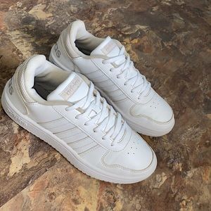 Adidas hoops 2.0 sneakers
